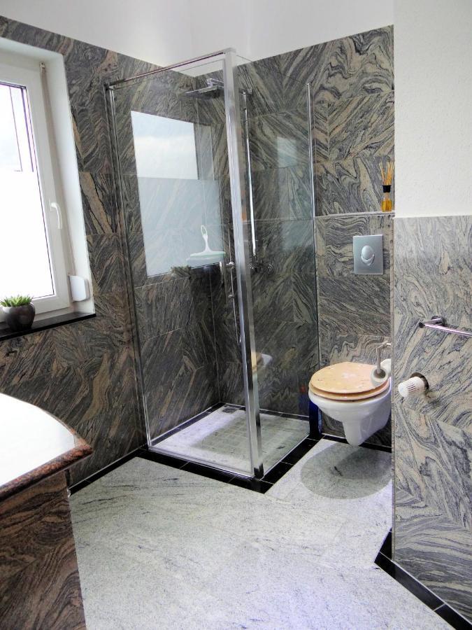 Travelers Home Hasloch  Bagian luar foto
