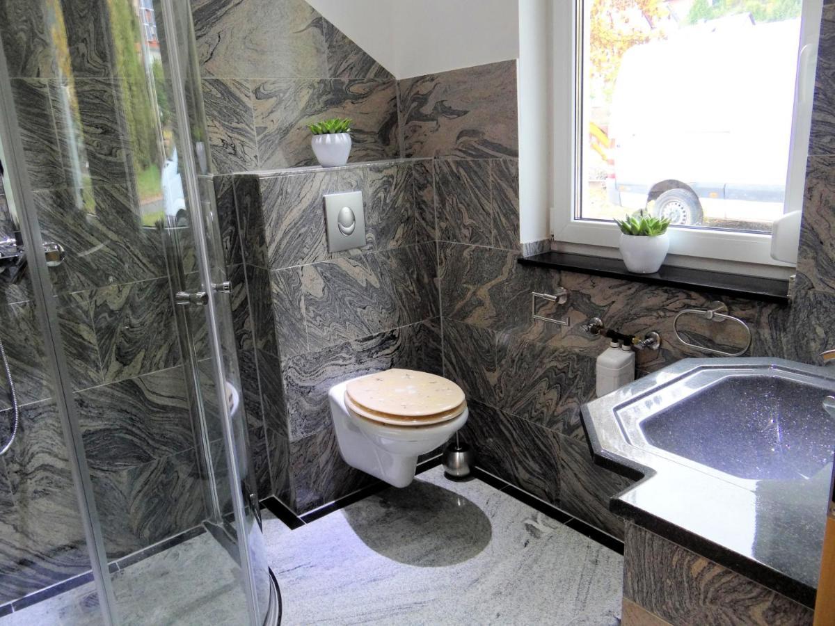Travelers Home Hasloch  Bagian luar foto